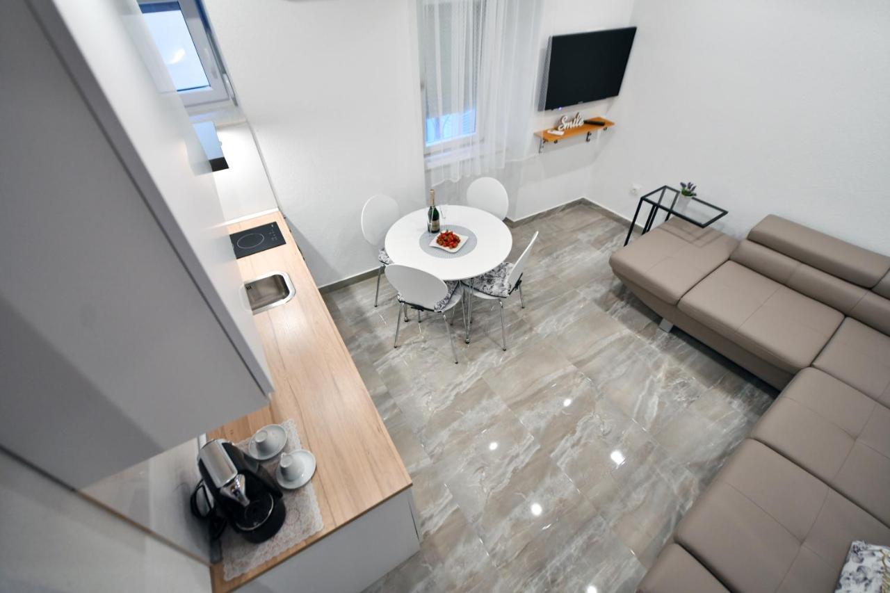 Apartment Lavanda - Suite 锡尼 外观 照片