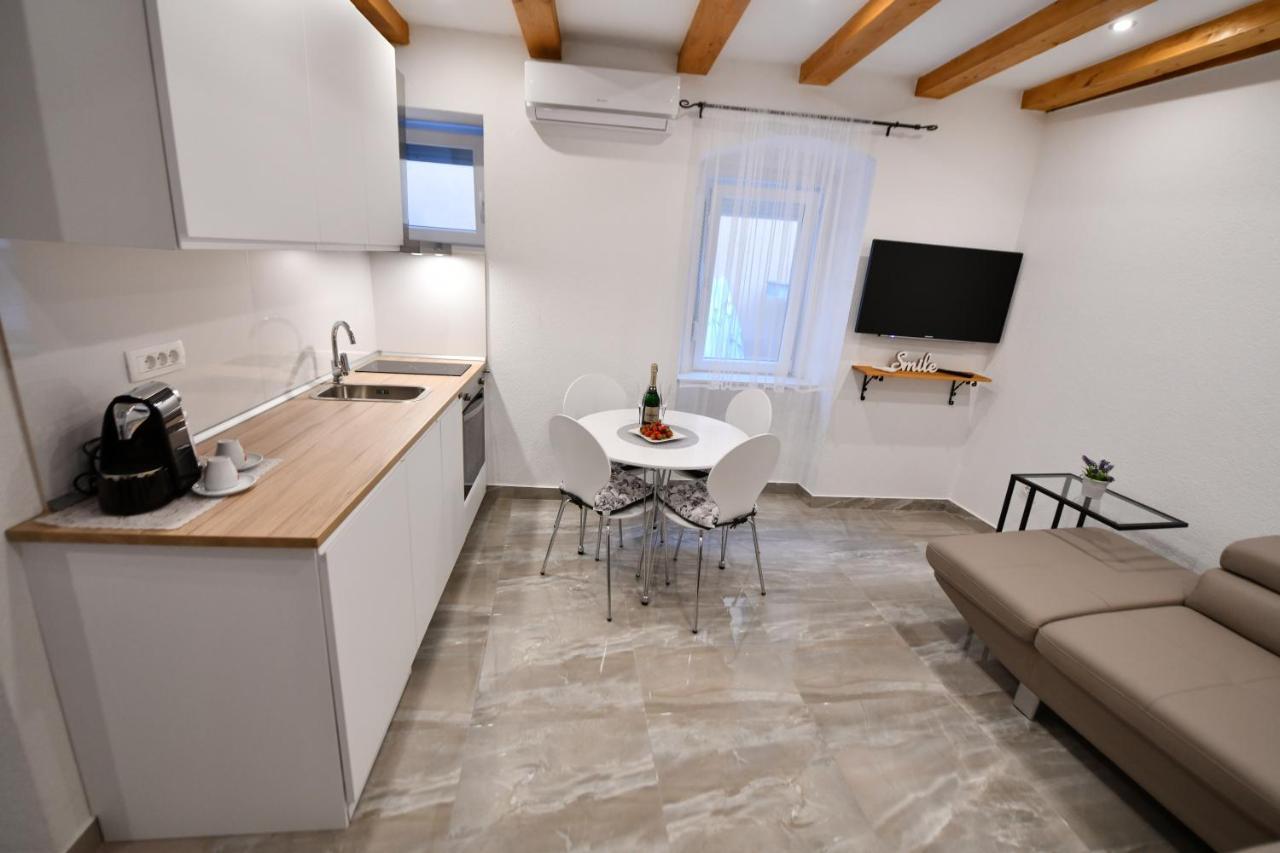 Apartment Lavanda - Suite 锡尼 外观 照片